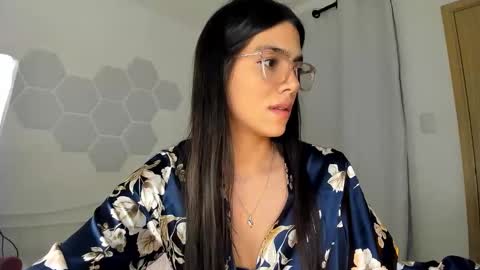   Follow me  Pvt and c2c is on  online show from 02-01-26, 03:05