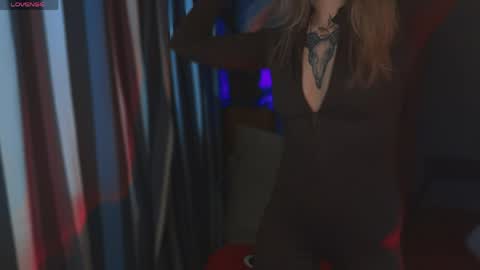 Snapshot of aviva_faith chatting on 05-29-26, 05:33 Aviva online show from 05-29-26, 05:33