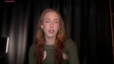 Snapshot of avril_pearly_ chatting on 05-13-26, 10:56 avril_pearly_ online show from 05-13-26, 10:56