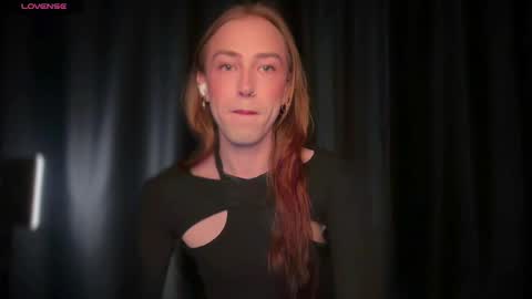Snapshot of avril_pearly_ chatting on 05-31-26, 06:42 avril_pearly_ online show from 05-31-26, 06:42