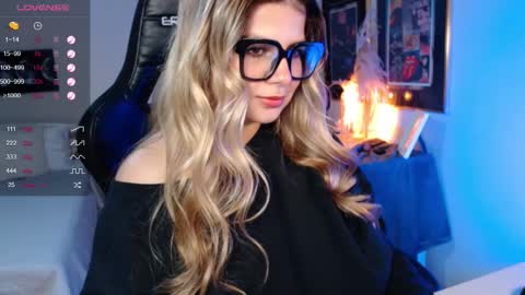 Avrill Morgan online show from 02-10-25, 09:04