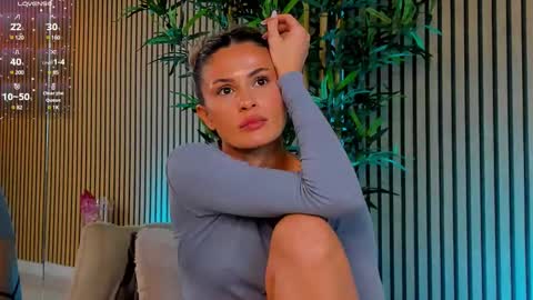 Snapshot of avrillcyrux chatting on 03-04-25, 11:19 AVRILL CYRUX online show from 03-04-25, 11:19