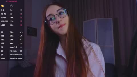 Avril online show from 09-12-25, 09:04