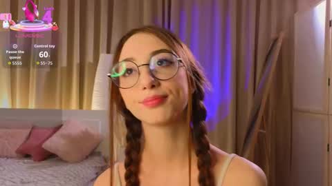 Avril online show from 01-11-26, 08:03