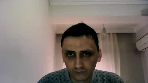 Snapshot of awesenheit chatting on 05-01-26, 01:37 awesenheit online show from 05-01-26, 01:37