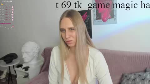 Emily online show from 01-10-25, 05:47