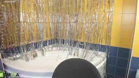 Emily online show from 03-02-25, 01:15