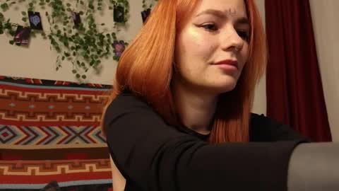 Snapshot of aww_burn chatting on 12-03-25, 01:46 Tris online show from 12-03-25, 01:46