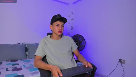 AXEL online show from 10-26-25, 12:00