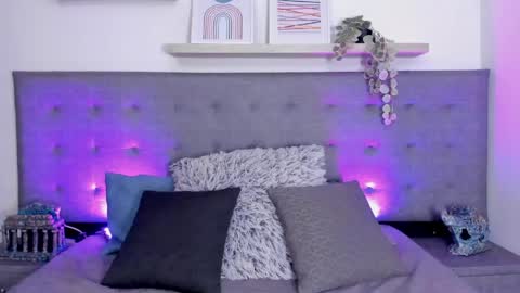 AXEL  online show from 04-30-26, 10:36