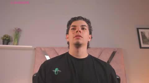 Snapshot of axel_creed chatting on 02-16-26, 01:07 Yooung King online show from 02-16-26, 01:07