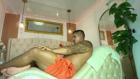 Axel Daviss online show from 05-10-26, 10:59