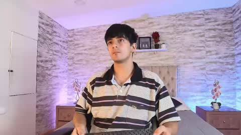 Snapshot of axel_draven chatting on 05-25-26, 12:11 axel_draven online show from 05-25-26, 12:11