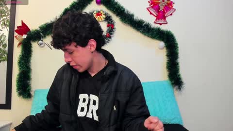 Axel Evanss online show from 01-02-25, 01:40