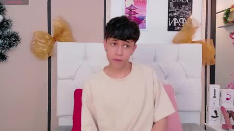 Axel Evanss online show from 12-20-25, 12:12