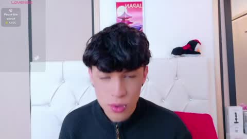 Snapshot of axel_evanss chatting on 04-24-26, 02:41 Axel Evanss online show from 04-24-26, 02:41