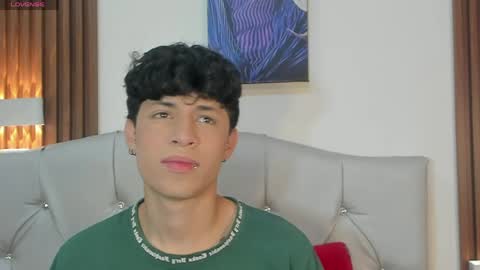 Snapshot of axel_evanss chatting on 05-16-26, 11:53 Axel Evanss online show from 05-16-26, 11:53