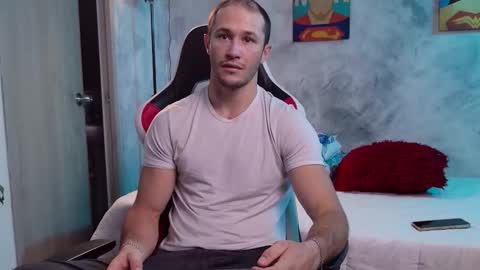 Axel Fairchaild online show from 03-18-26, 12:08