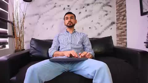 Axel Moon online show from 11-03-25, 03:46