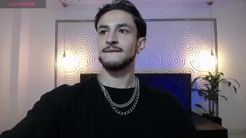 Snapshot of axel_porn_ chatting on 05-01-26, 12:32 Axel online show from 05-01-26, 12:32