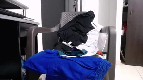 axel rios online show from 12-14-25, 07:58