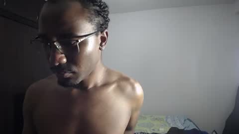 Snapshot of axel_rios_207467 chatting on 07-15-26, 02:06 axel rios online show from 07-15-26, 02:06