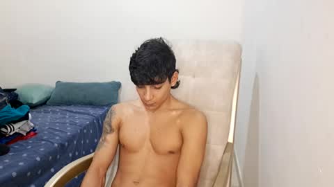 Snapshot of axel_rosse2 chatting on 01-18-26, 07:01 axel_rosse2 online show from 01-18-26, 07:01