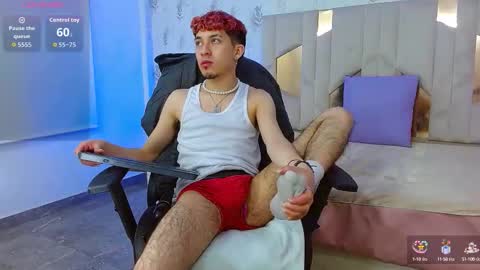 AXEL  online show from 09-25-25, 03:54