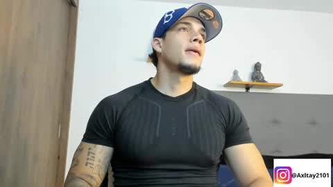 INDEPENDENT MODEL  online show from 04-21-26, 10:01