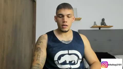 Snapshot of axel_taylor21 chatting on 06-14-26, 12:52 INDEPENDENT MODEL online show from 06-14-26, 12:52