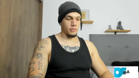 Snapshot of axel_taylor21 chatting on 07-22-26, 02:47 INDEPENDENT MODEL online show from 07-22-26, 02:47