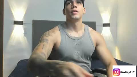 Snapshot of axel_taylor21 chatting on 08-03-26, 12:20 INDEPENDENT MODEL online show from 08-03-26, 12:20