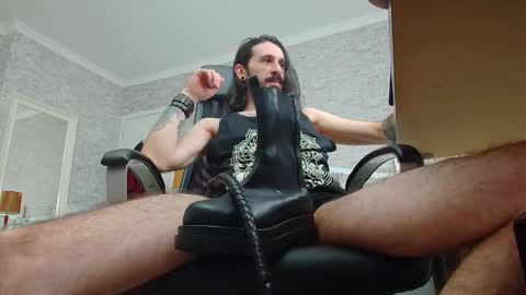 Snapshot of axelcolton chatting on 12-23-24, 09:27 AxelColton online show from 12-23-24, 09:27