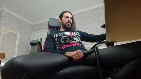 Snapshot of axelcolton chatting on 12-27-24, 06:46 AxelColton online show from 12-27-24, 06:46