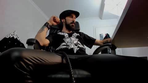 Snapshot of axelcolton chatting on 01-02-25, 12:57 AxelColton online show from 01-02-25, 12:57