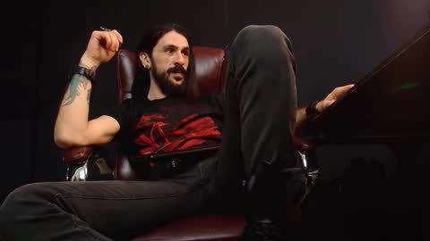 Snapshot of axelcolton chatting on 01-18-25, 10:17 AxelColton online show from 01-18-25, 10:17