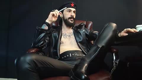 Snapshot of axelcolton chatting on 01-23-25, 03:48 AxelColton online show from 01-23-25, 03:48