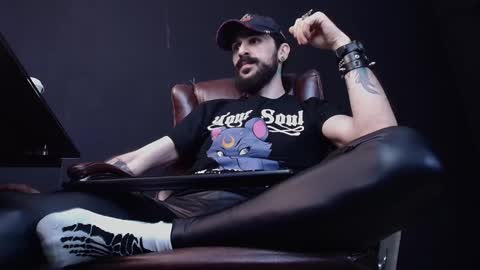 Snapshot of axelcolton chatting on 01-28-25, 01:38 AxelColton online show from 01-28-25, 01:38