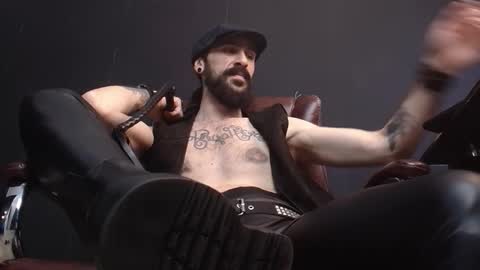 Snapshot of axelcolton chatting on 02-08-25, 09:46 AxelColton online show from 02-08-25, 09:46