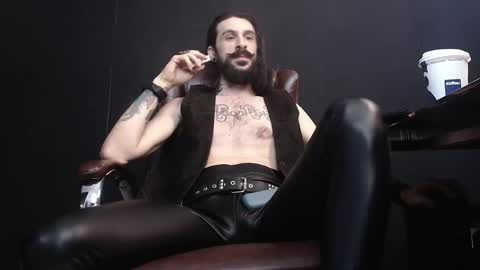 Snapshot of axelcolton chatting on 02-09-25, 09:26 AxelColton online show from 02-09-25, 09:26