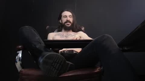 Snapshot of axelcolton chatting on 02-12-25, 09:20 AxelColton online show from 02-12-25, 09:20