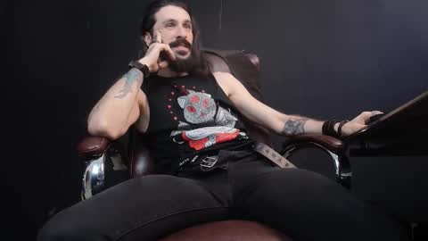 Snapshot of axelcolton chatting on 02-13-25, 09:30 AxelColton online show from 02-13-25, 09:30