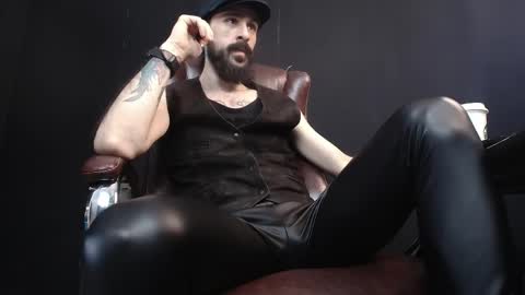 Snapshot of axelcolton chatting on 02-14-25, 09:56 AxelColton online show from 02-14-25, 09:56