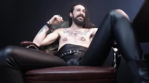 Snapshot of axelcolton chatting on 02-20-25, 12:04 AxelColton online show from 02-20-25, 12:04