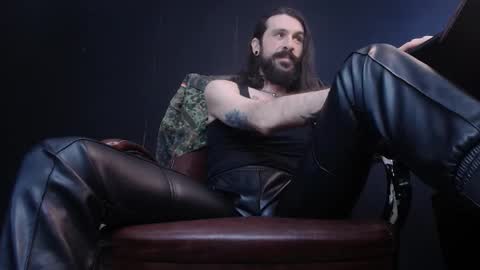 Snapshot of axelcolton chatting on 02-21-25, 01:55 AxelColton online show from 02-21-25, 01:55