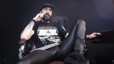 Snapshot of axelcolton chatting on 02-23-25, 05:56 AxelColton online show from 02-23-25, 05:56