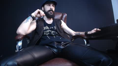 Snapshot of axelcolton chatting on 03-01-25, 05:42 AxelColton online show from 03-01-25, 05:42