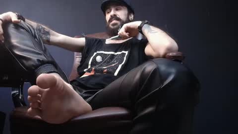 Snapshot of axelcolton chatting on 03-03-25, 08:27 AxelColton online show from 03-03-25, 08:27