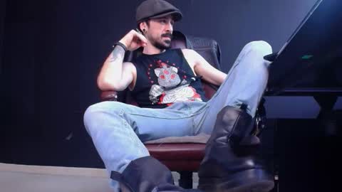 Snapshot of axelcolton chatting on 10-18-25, 10:27 AxelColton online show from 10-18-25, 10:27