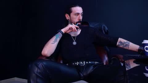 Snapshot of axelcolton chatting on 11-05-25, 11:32 AxelColton online show from 11-05-25, 11:32